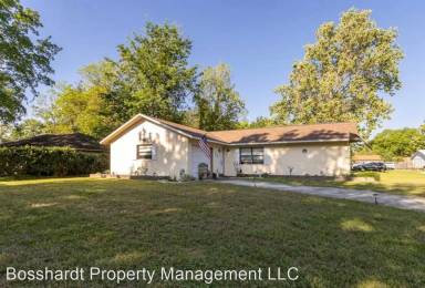 Main picture of 1228 SW 75th Dr