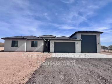 Main picture of 15875 W Jomax Rd