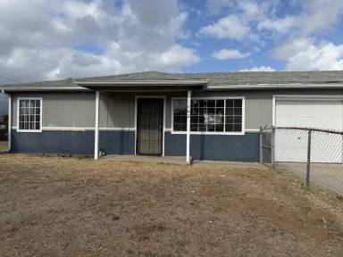 Main picture of 1202 Cypress Ave