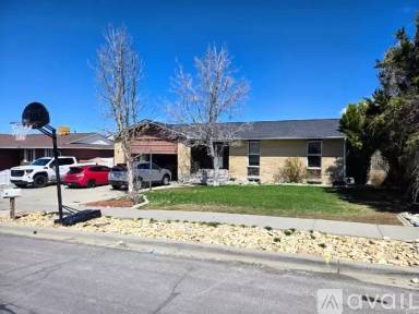 Main picture of 489 Sleepy Hollow Dr