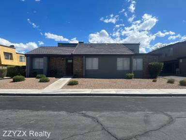 Main picture of 1395 Hialeah Dr