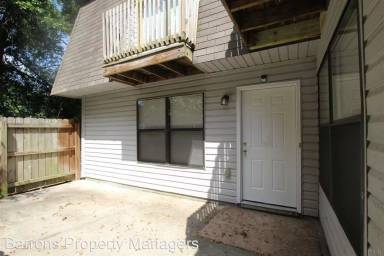 Main picture of Fairway Village