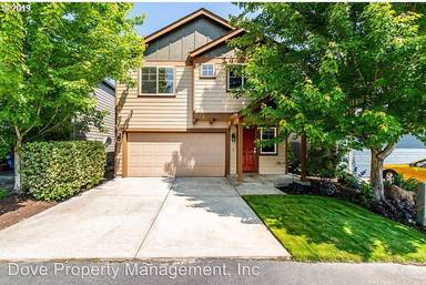 Main picture of 3900 NW 121st St