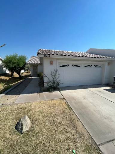 Main picture of 10714 E 35th Pl