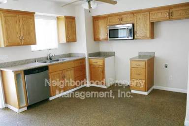 Main picture of 4136 N Thesta St