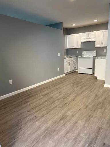 Main picture of 22 E Cantaloupe St