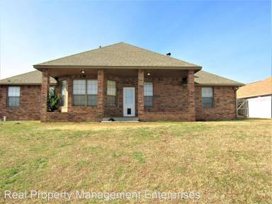 Main picture of 3808 Divine Ave