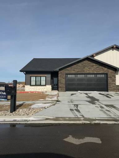 Main picture of 3333 10th Ave NW