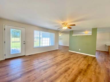 Main picture of 9621 Meadowbrook Rd