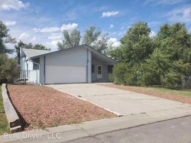 Main picture of 305 Highridge Cir