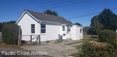 Main picture of 3146 1/2 Prospect Ave