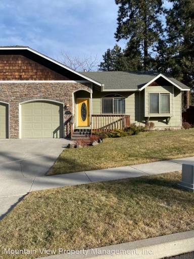 Main picture of 1016 SW Crosscut Ct