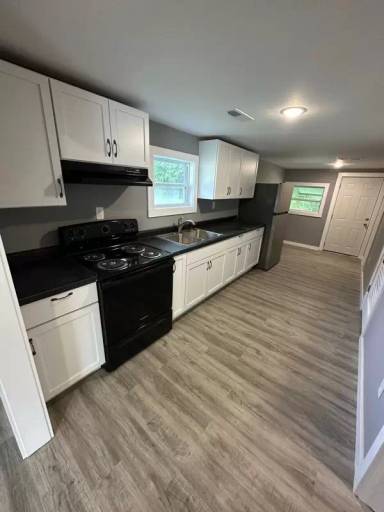 Main picture of 504 W Hackberry St