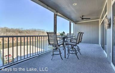 Main picture of 611 Lazy Days Rd