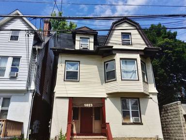 Main picture of 1023 Mellon St