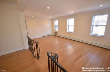 Main picture of 34 Harris St