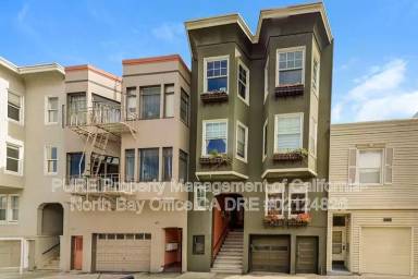 Main picture of 1848 Stockton St