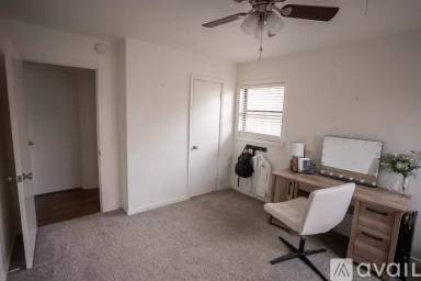 Main picture of 1559 Parr St