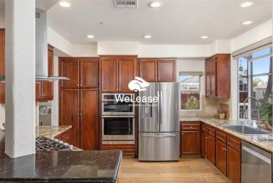 Main picture of 2292 Rock Crest Gln
