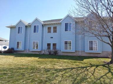 Main picture of 915 Fox Creek Dr