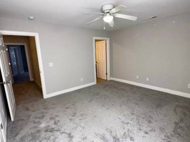 Main picture of 2180 Broad Dr
