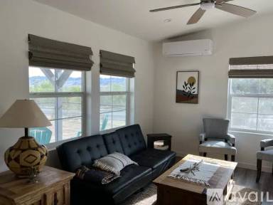 Main picture of 4884 Avenida del Sol