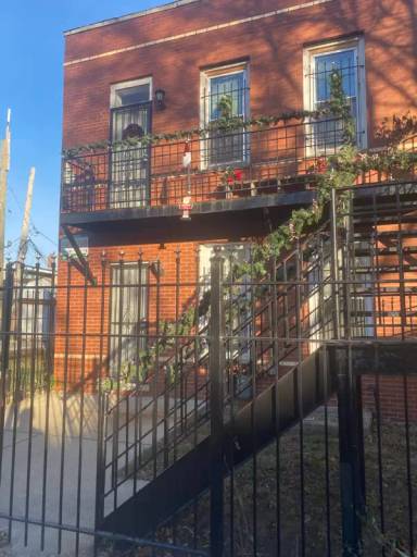 Main picture of 741 N Drake Ave