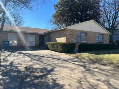 Main picture of 308 Longridge Dr