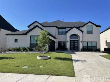 Main picture of 2832 Fountain Park Dr
