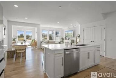 Main picture of 5321 94th Ln N