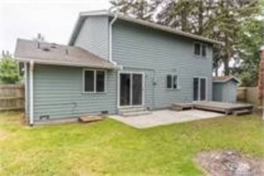 Main picture of 327 NW Fairhaven Dr