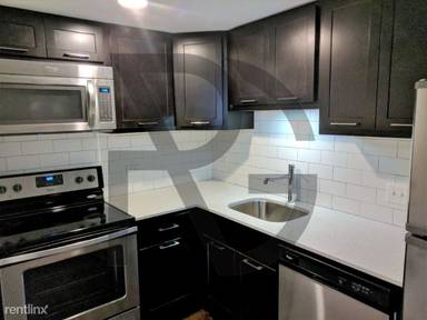 Main picture of 6119 N Kenmore Ave