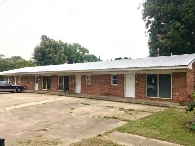 Main picture of 300 Olive St