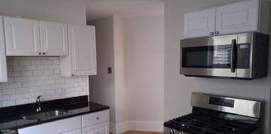 Main picture of 88 Hampshire St