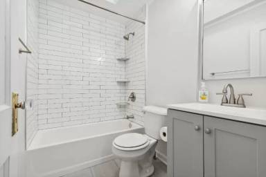 Main picture of 4241 Aldine St