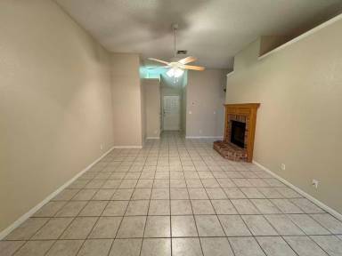 Main picture of 3303 Trey St
