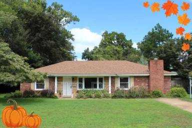 Main picture of 3535 Prince George Dr