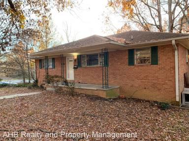 Main picture of 704 Bland Blvd