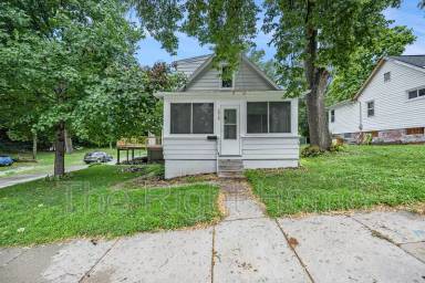 Main picture of 3918 S 14th St