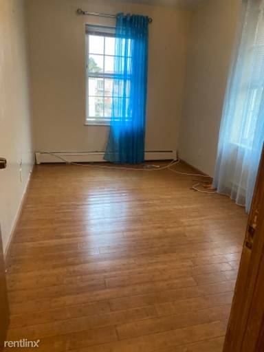 Main picture of 1710 Holland Ave