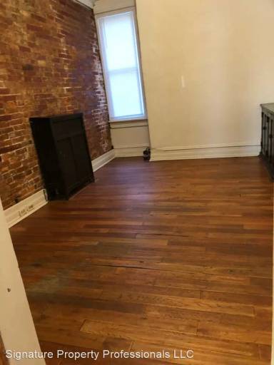 Main picture of 137 N 8th St