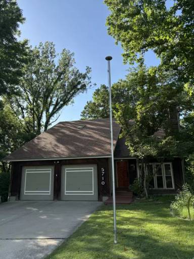 Main picture of 5710 NW Verlin Dr