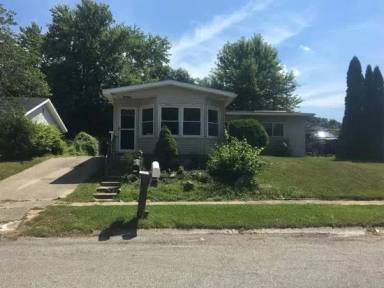 Main picture of 5810 Mendota Dr