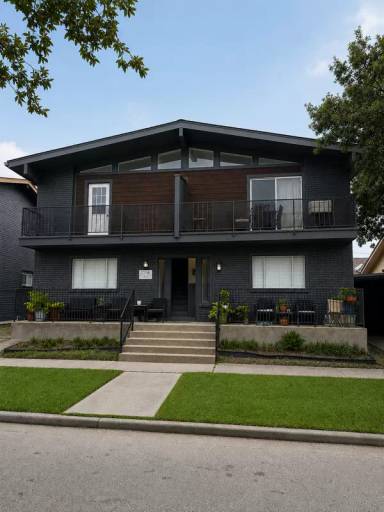 Main picture of 2708 Oakcliff St
