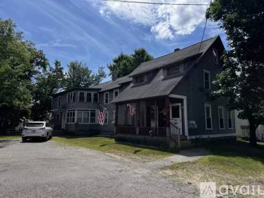 Main picture of 142 Bowman St