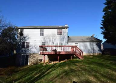 Main picture of 601 N Shamrock Rd