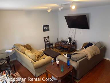 Main picture of 2115 N Sedgwick St
