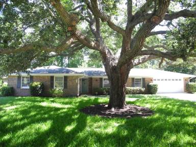 Main picture of 108 Montague Rd