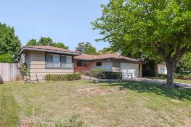 Main picture of 2808 Notre Dame Dr