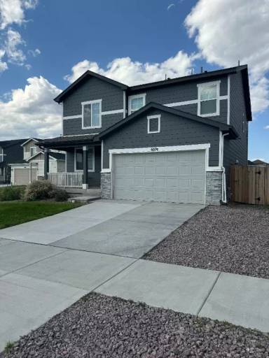 Main picture of 6074 Donahue Dr